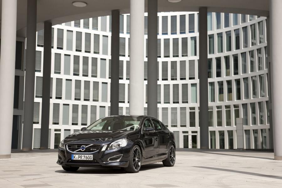  Volvo S60 T6 by Heico Sportiv 2010 года  (фото 15 из 20)
